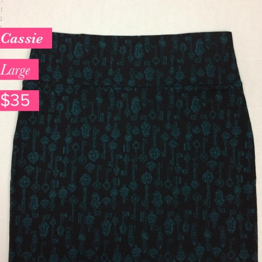 Lularoe Cassie Skirt NWT